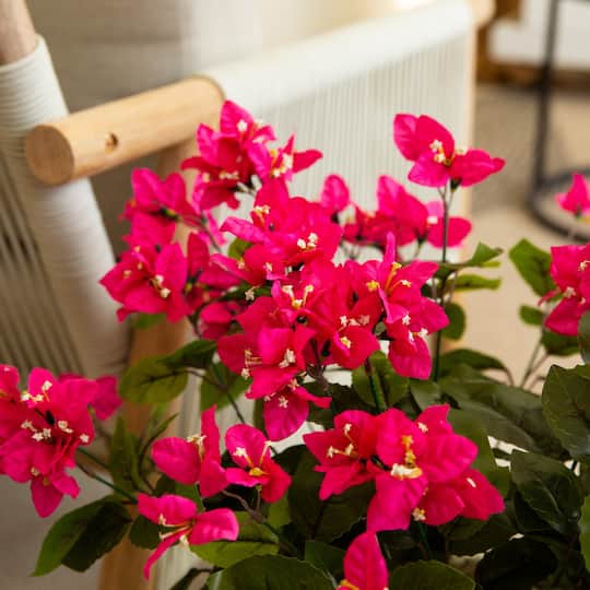 19" UV Resistant Artificial Bougainvillea Bushes